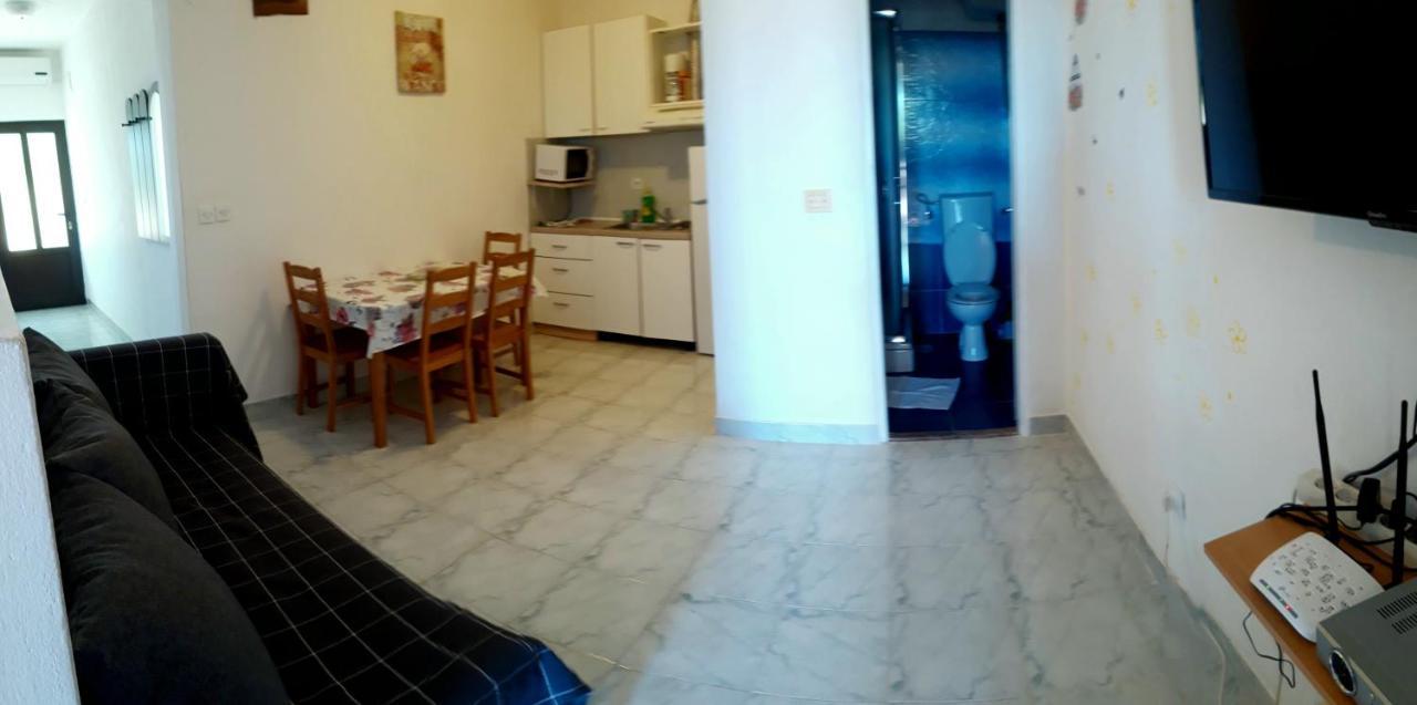 Apartment Gligora Mandre Exterior photo